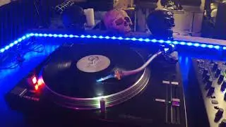 Crownd Control - Tranzformer (Attic & Acesone Remix) ( Early Hardcore )