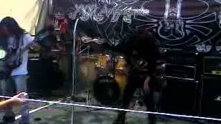 Devolish-hanged in a cross (chopo)