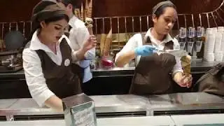 Have a Gelato Ice Cream at Venchi in Rome
