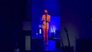 Melike Şahin - Dinle (@ Bostancı 9.12.22) 