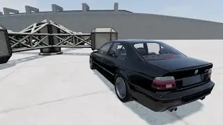 LARGE SPINNER VS BMW M5 E39 (BEAM NG DRIVE)