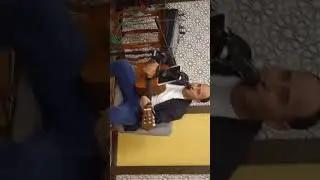 Gülüm saňa seredip