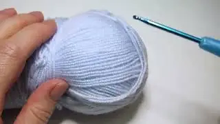 Простая шаль крючком для начинающих/Crochet shawl tutorial/ Простой узор для шали. Легко! Урок №390