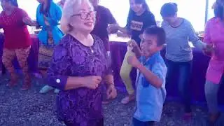Video Lucu Nenek Goyang Sama Bocah Bololi
