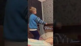 Известный клип Пара Па па