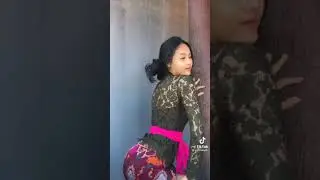Cewek Goyang Tik-Tok Hott Terbaru