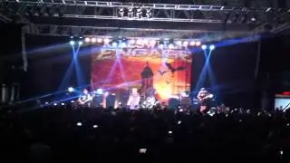 Intro & New Awakening - Killswitch Engage Live in Manila