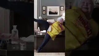пришел исправлять оценки в школе I 