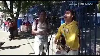 CANAL CONCA TV ENCONTRA BOB RIBEIRO TOCANDO BOATE AZUL NA RUA!
