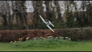 Eachine Minis - Staying close