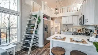 Amazing Luxurious Everly Tiny Home Living in Tennessee