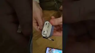 Почему не заряжается кейс Aiepods Pro ?