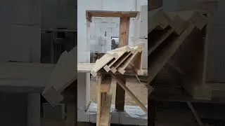 Монтаж двутавровых балок. Плоская кровля.
