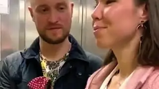 Selingkuh di lift