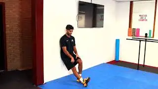 Deep Physio | SL Wall sit