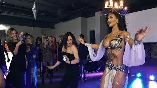 The girl could not resist and went to dance