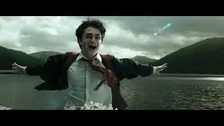 Гарри летает на гиппогрифе.  Гарри Поттер и узник Азкабана. 2004