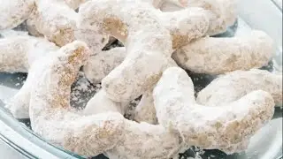 Almond Cookies. Cooking Live