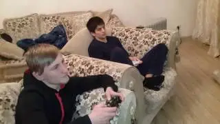 Чеченцы.братья играют в фифу 17...