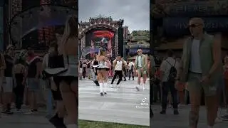 Shuffle Squad en Tomorrowland
