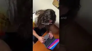 💻👨🏽‍🦯Using a laptop blind