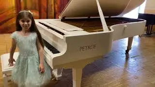 video 25 05 23 11 53