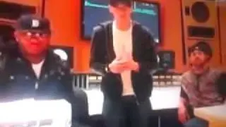 Eminem Reveals New Collaboration With Slaughterhouse & 50 Cent At MTV EMAs 2011