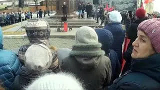 Протест против поднятых тарифов ЖКХ в городе Бийске Алтайского края.