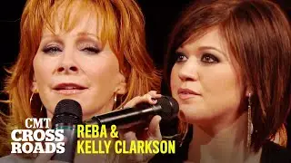 Reba & Kelly Clarkson Perform 