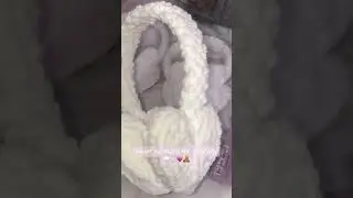 Heart earmuffs 😍 !