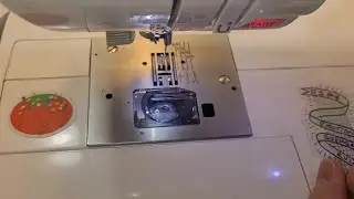 How I Clean the Dust From My Sewing Machine