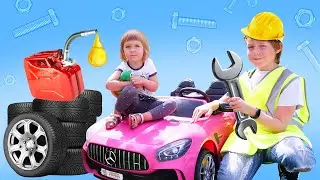 Bianca Ajuda a Consertar o Carro Sem Gasolina. Vídeo Infantil.
