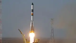 Lançamento da Progress - Пуск РКН «Союз-2.1А» с ТГК «Прогресс М-27М»