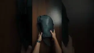 WHAT’S IN MY NOMATIC X PETER MCKINNON CAMERA SLING BAG #SHORTS