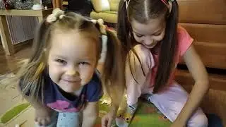 Первая часть бумажные сюрпризы.