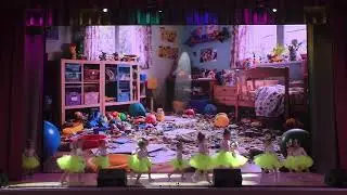 Даша на отчетном концерте с номером «Ух ты»