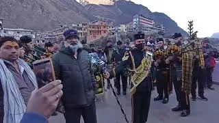 om jai jagdish by garhwal raifals lovely songplay #viral #indianarmy #india