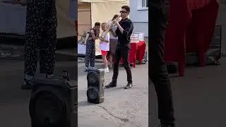 Уличный музыкант  (Витебск)