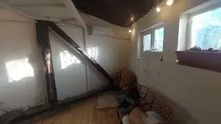 Гръцката - Една мансарда точно под звездите   ~27кв.м.
