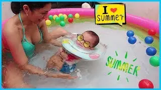 Trying a Baby Neck Floater