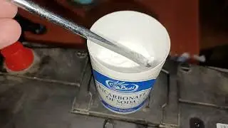 Is this how you neutralize battery acid?