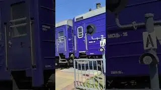 ЧС4-159 з пасажирським поїздом