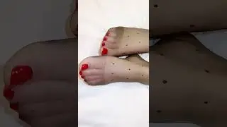 Ultra-thin classic polka dot black pantyhose