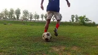 10 Easy Ball Mastery Skills | Simal Football Skiller
