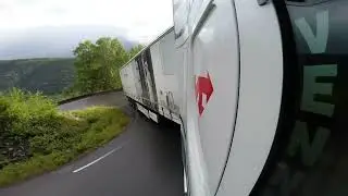 Trucking on Norwegian roads, Scania R560