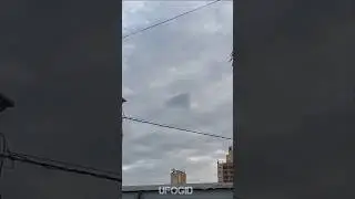 Треугольное облако из Бразилии. #облака #бразиля