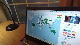 Sierra geography game. Вова играет в географическую игру на компьютере.