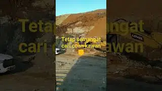 suasana di tengah hutan 🌚..........