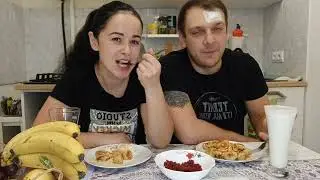 НУ НАКОНЕЦ-ТО МУКБАНГ 🍽☝САША НАЕЛСЯ ПЕЛЬМЕНЕЙ С КЕФИРОМ 😯😯😯