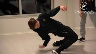 C STUDIO Breakdance